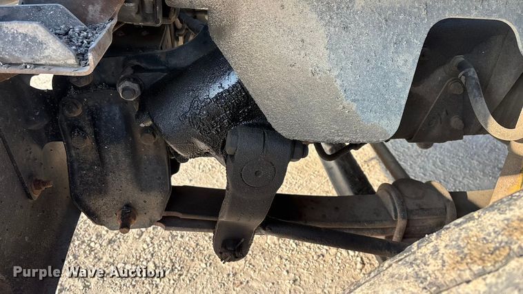 image for item FG0064 1991 GMC C6500 fuel truck