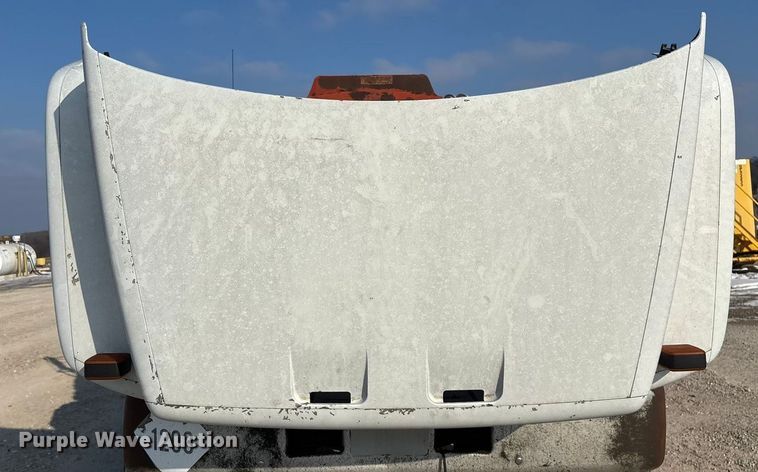 image for item FG0064 1991 GMC C6500 fuel truck