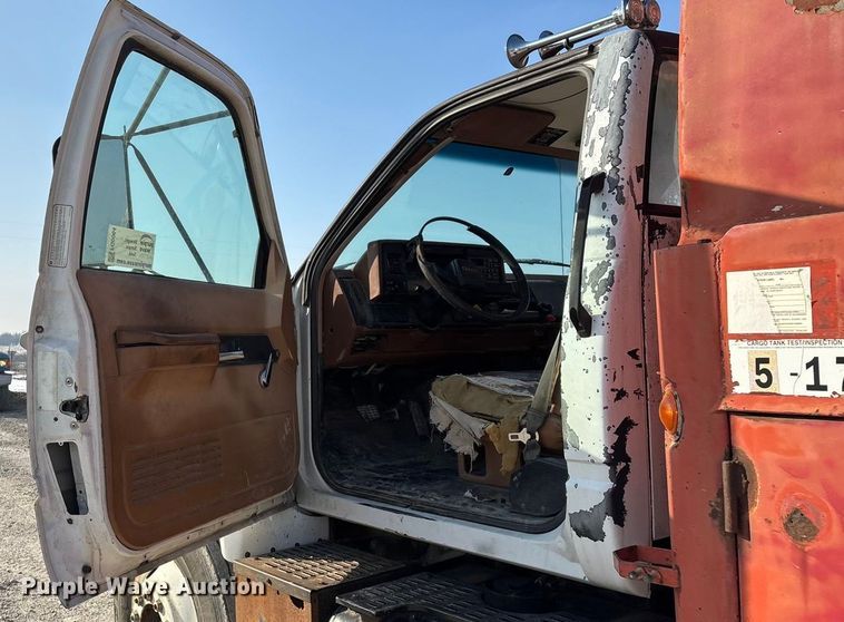 image for item FG0064 1991 GMC C6500 fuel truck