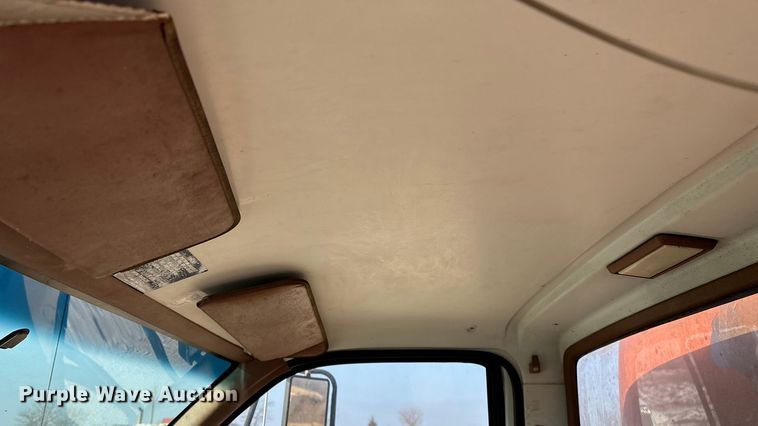 image for item FG0064 1991 GMC C6500 fuel truck