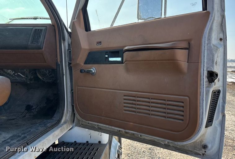 image for item FG0064 1991 GMC C6500 fuel truck