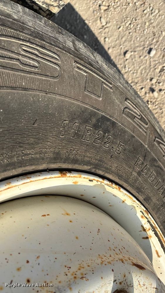 image for item FG0064 1991 GMC C6500 fuel truck