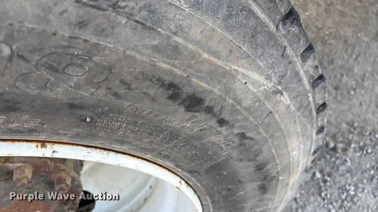 image for item FG0064 1991 GMC C6500 fuel truck