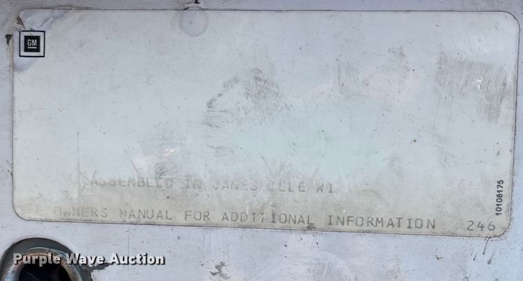 image for item FG0064 1991 GMC C6500 fuel truck