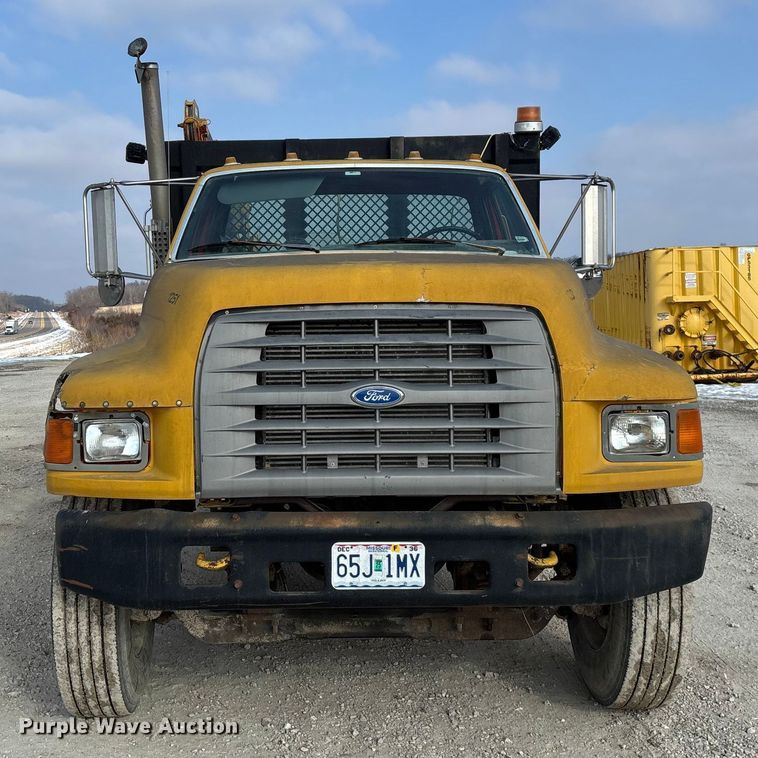 image for item FG0065 1996 Ford F-Series Flat bed truck with crane