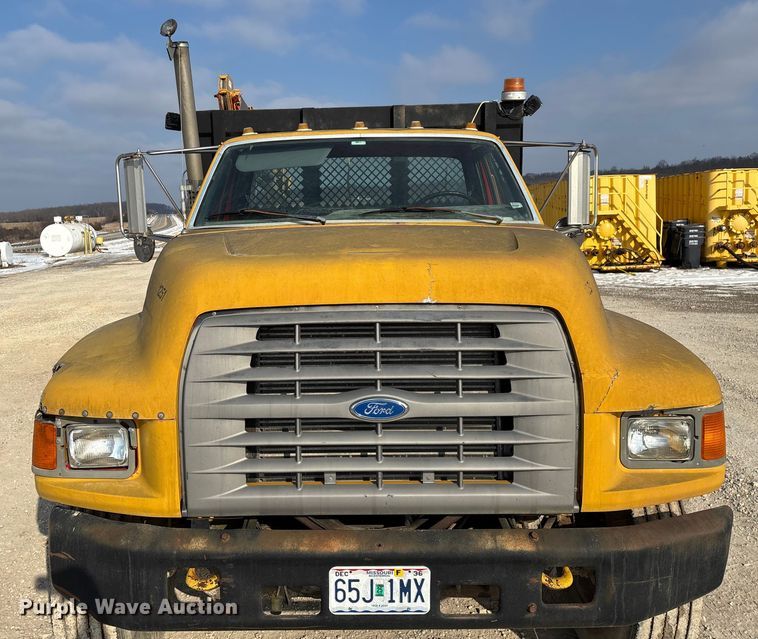 image for item FG0065 1996 Ford F-Series Flat bed truck with crane