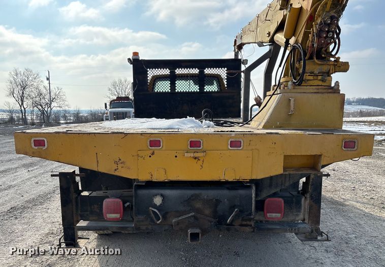 image for item FG0065 1996 Ford F-Series Flat bed truck with crane