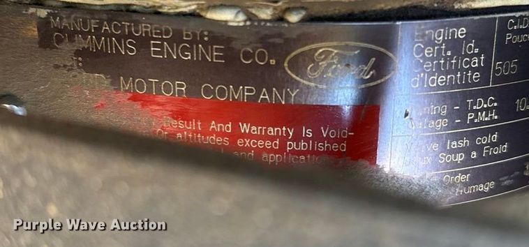 image for item FG0065 1996 Ford F-Series Flat bed truck with crane