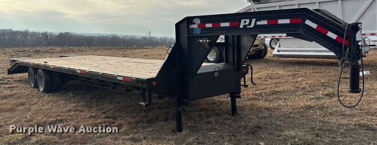 image for item FG1593 2012 Pj equipment trailer