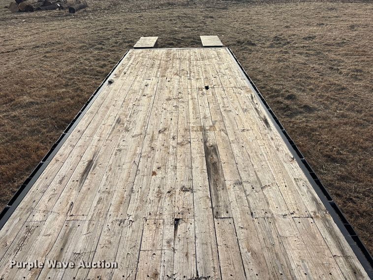 image for item FG1593 2012 Pj equipment trailer