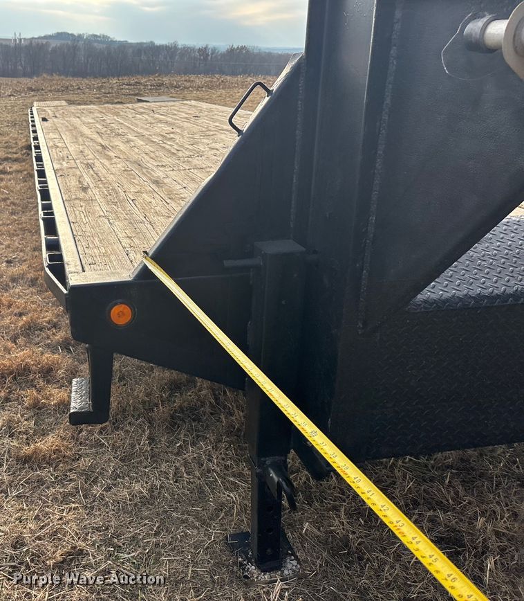 image for item FG1593 2012 Pj equipment trailer