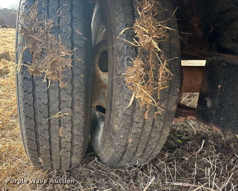 image for item FG1593 2012 Pj equipment trailer