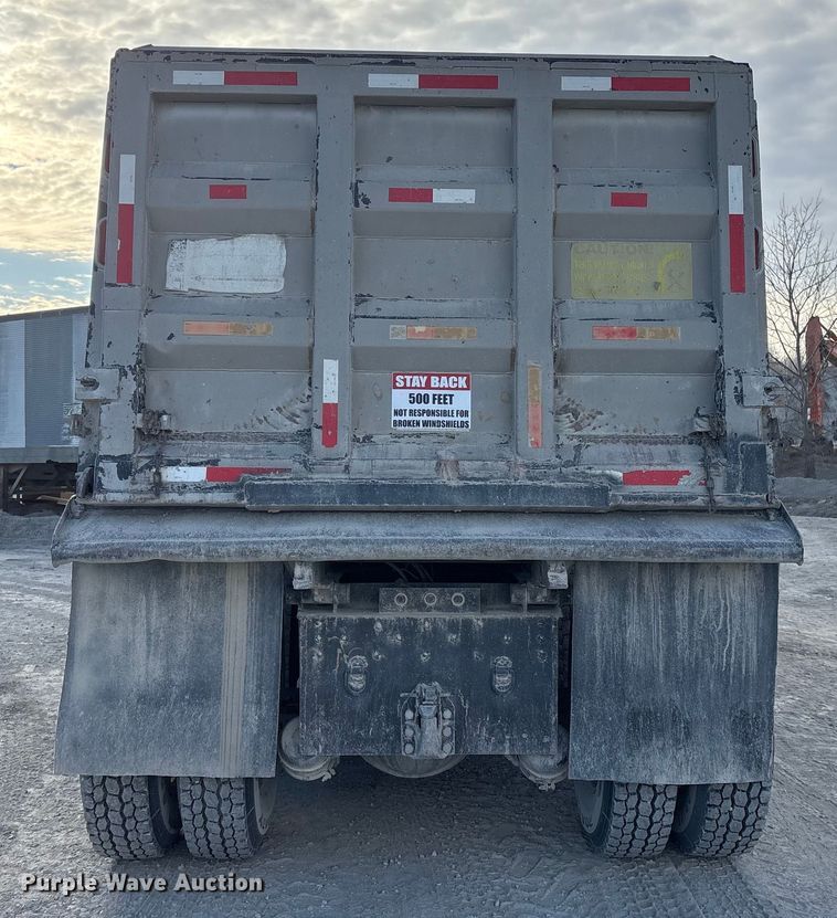 image for item FG2582 1995 Western Star 4900 dump truck