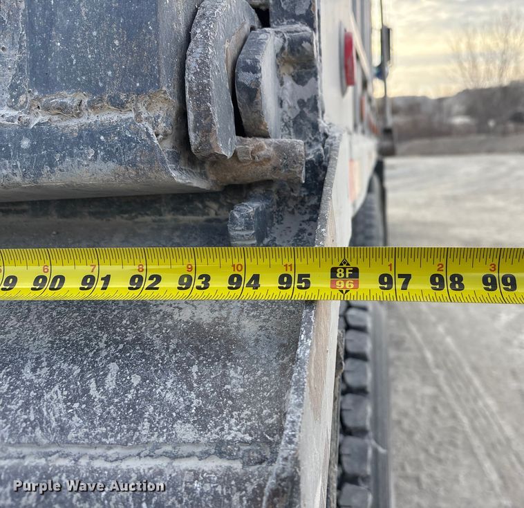 image for item FG2582 1995 Western Star 4900 dump truck