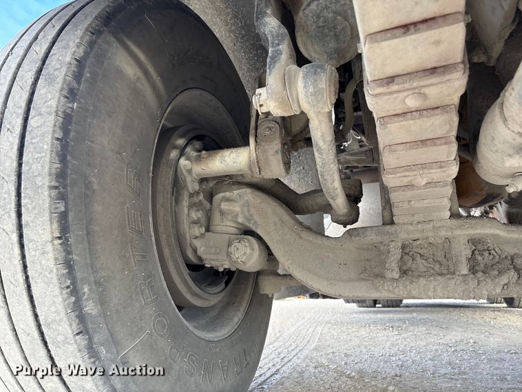 image for item FG2582 1995 Western Star 4900 dump truck