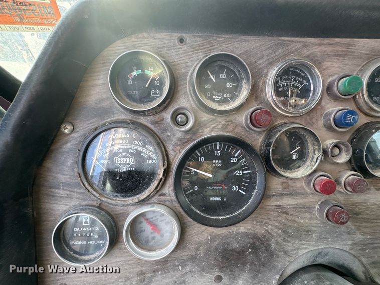 image for item FG2582 1995 Western Star 4900 dump truck