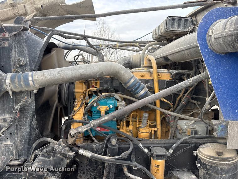 image for item FG2582 1995 Western Star 4900 dump truck