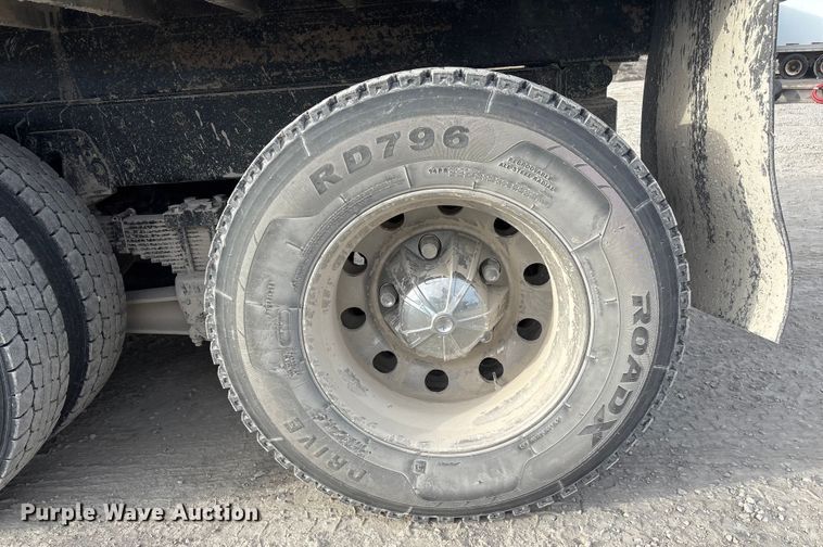 image for item FG2582 1995 Western Star 4900 dump truck