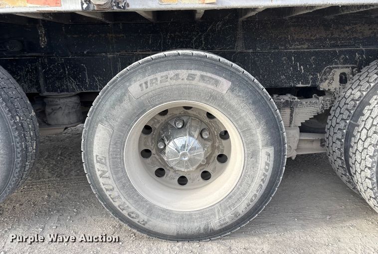 image for item FG2582 1995 Western Star 4900 dump truck