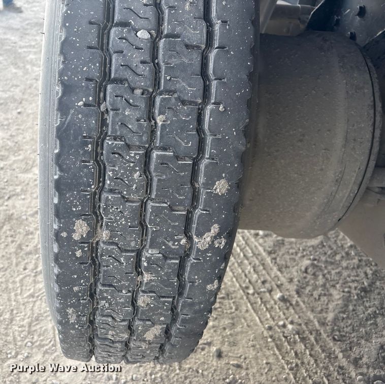 image for item FG2582 1995 Western Star 4900 dump truck