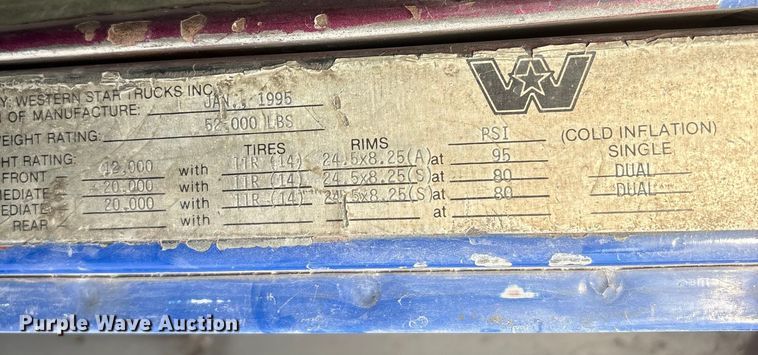 image for item FG2582 1995 Western Star 4900 dump truck