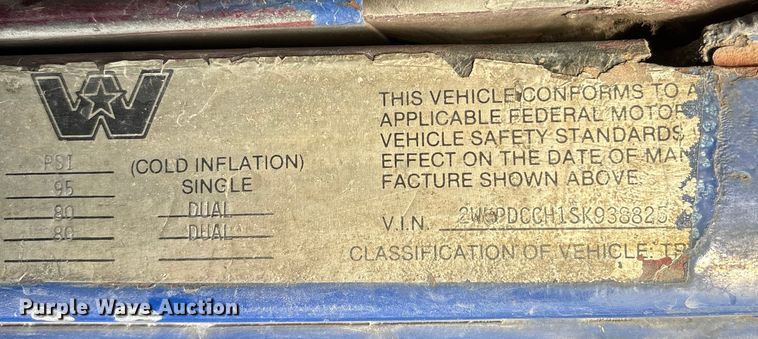 image for item FG2582 1995 Western Star 4900 dump truck