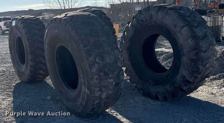 image for item FG2583 (4) tires