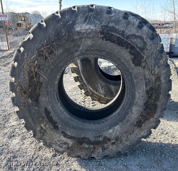 image for item FG2583 (4) tires