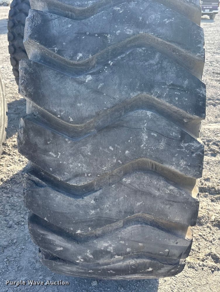 image for item FG2583 (4) tires