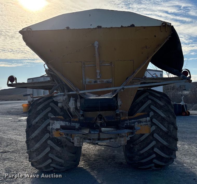 image for item FG2584 AG Chem 1253 spreader