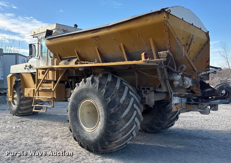 image for item FG2584 AG Chem 1253 spreader