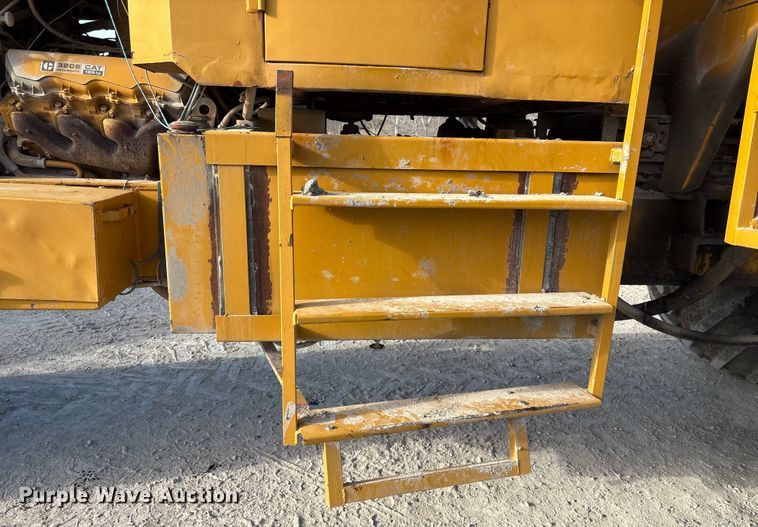 image for item FG2584 AG Chem 1253 spreader