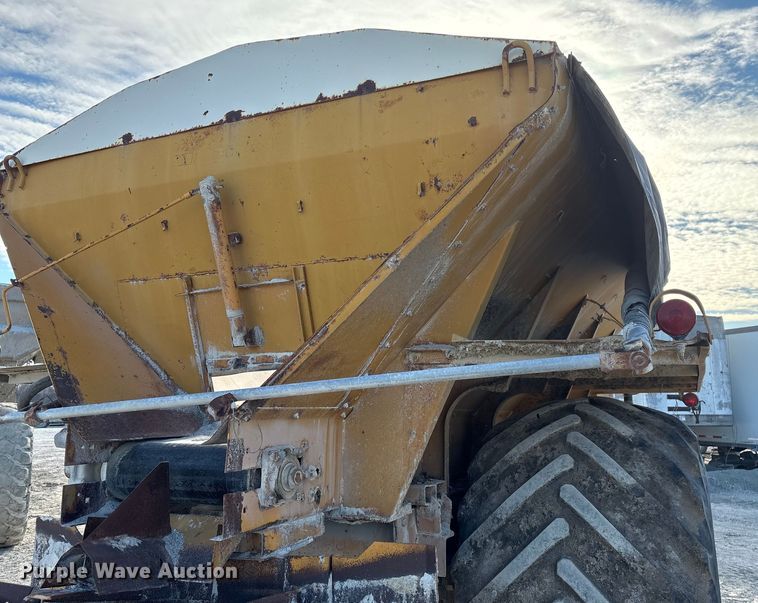 image for item FG2584 AG Chem 1253 spreader