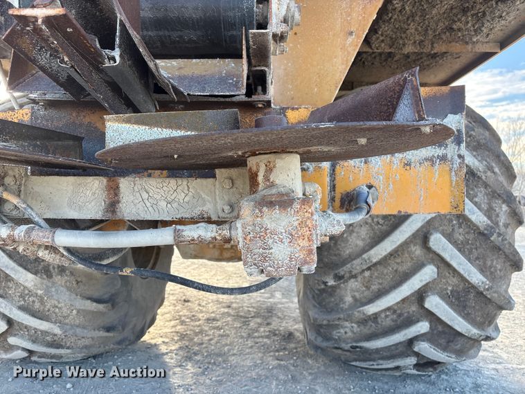 image for item FG2584 AG Chem 1253 spreader