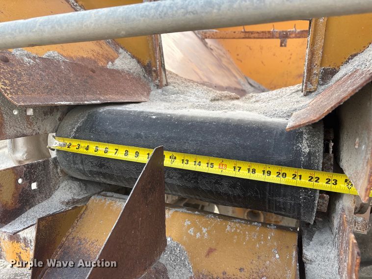 image for item FG2584 AG Chem 1253 spreader