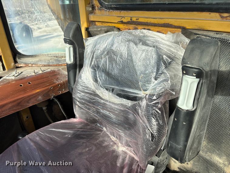 image for item FG2584 AG Chem 1253 spreader