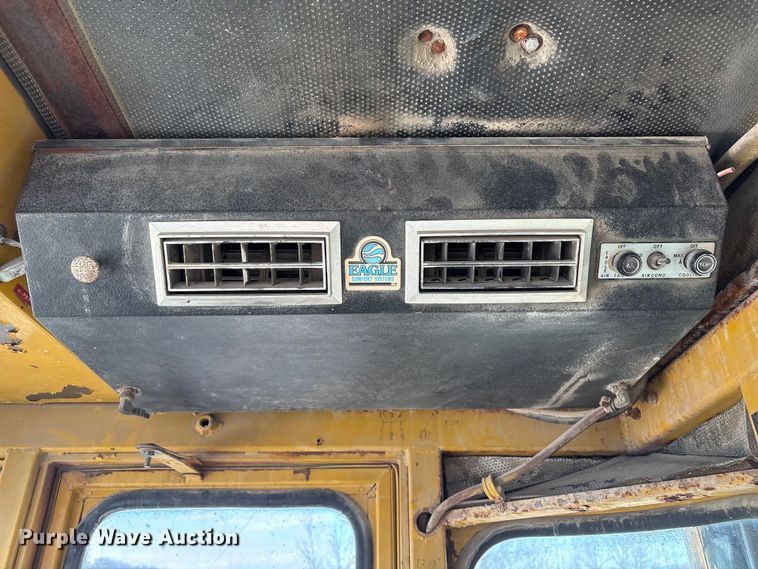 image for item FG2584 AG Chem 1253 spreader