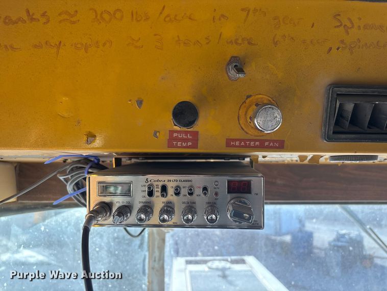 image for item FG2584 AG Chem 1253 spreader