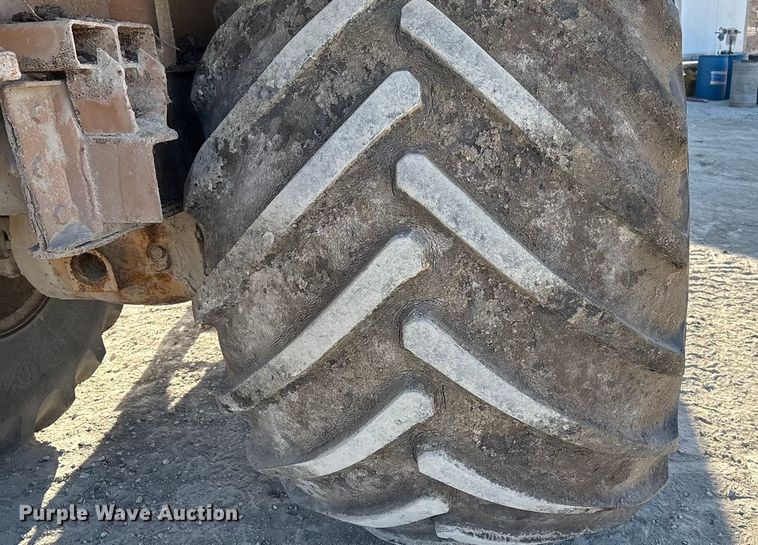 image for item FG2584 AG Chem 1253 spreader