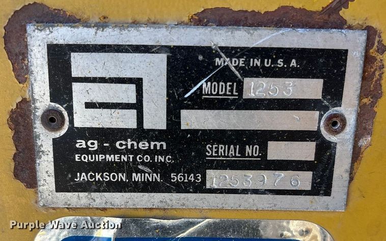image for item FG2584 AG Chem 1253 spreader