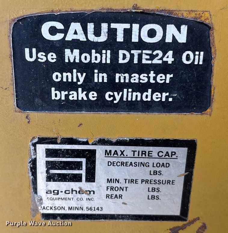 image for item FG2584 AG Chem 1253 spreader