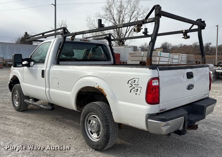 image for item FG2593 2016 Ford F250 Super Duty pickup truck