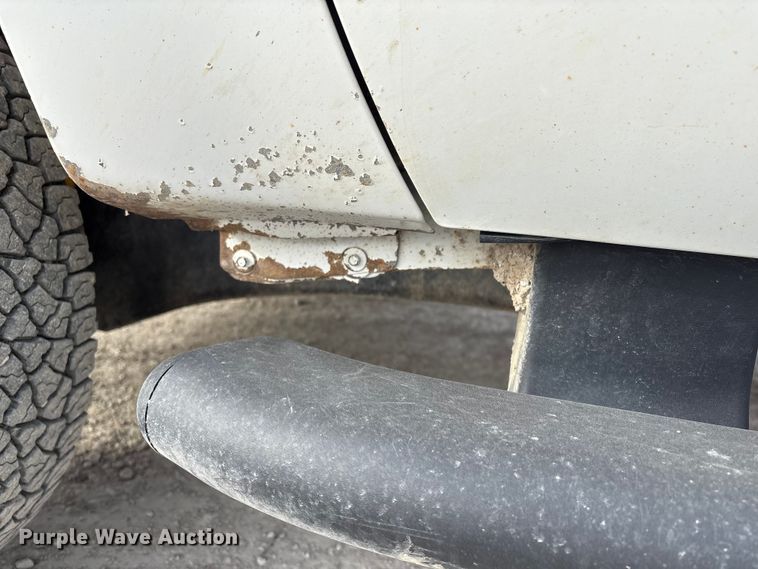 image for item FG2593 2016 Ford F250 Super Duty pickup truck