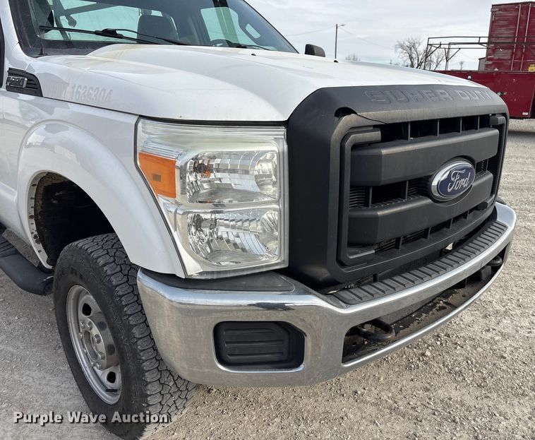 image for item FG2593 2016 Ford F250 Super Duty pickup truck
