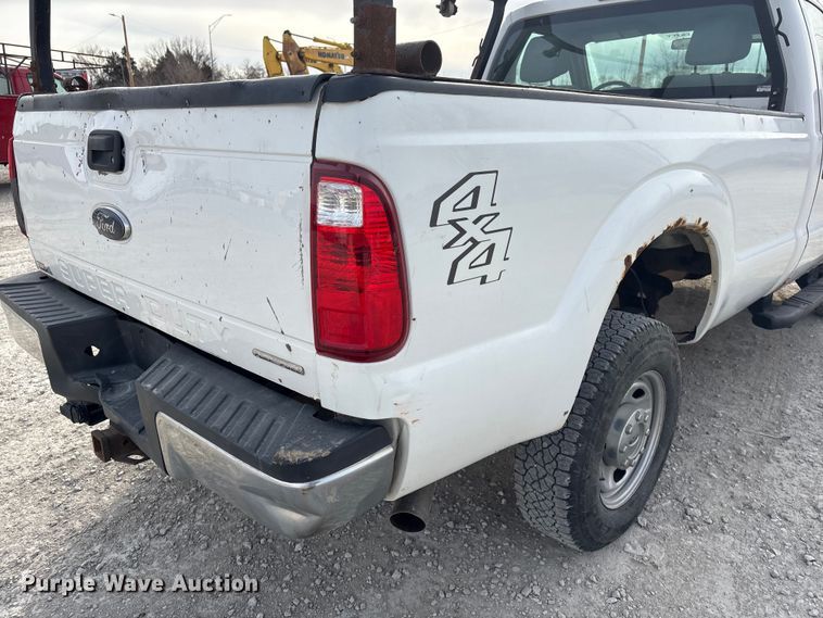 image for item FG2593 2016 Ford F250 Super Duty pickup truck