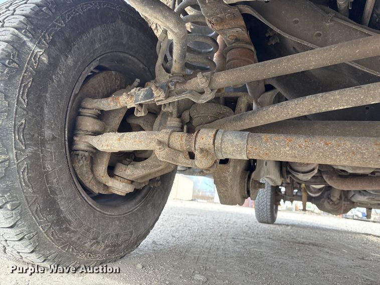 image for item FG2593 2016 Ford F250 Super Duty pickup truck