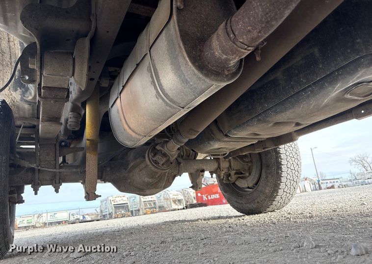 image for item FG2593 2016 Ford F250 Super Duty pickup truck