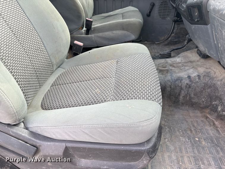 image for item FG2593 2016 Ford F250 Super Duty pickup truck