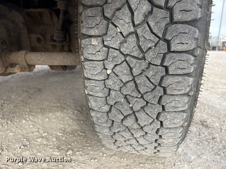 image for item FG2593 2016 Ford F250 Super Duty pickup truck