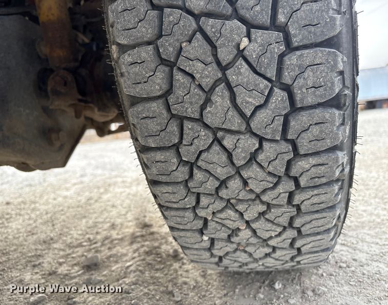 image for item FG2593 2016 Ford F250 Super Duty pickup truck